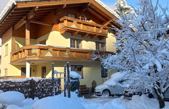 Spacious Apartment in Grossarl With Garden - Photo 1