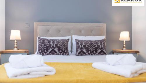 LONG STAYS 30pct OFF - Spacious 4Bed - Sports Channels - Parking By Klarok Short Lets & Serviced Accommodation - Foto 2, towels, heating