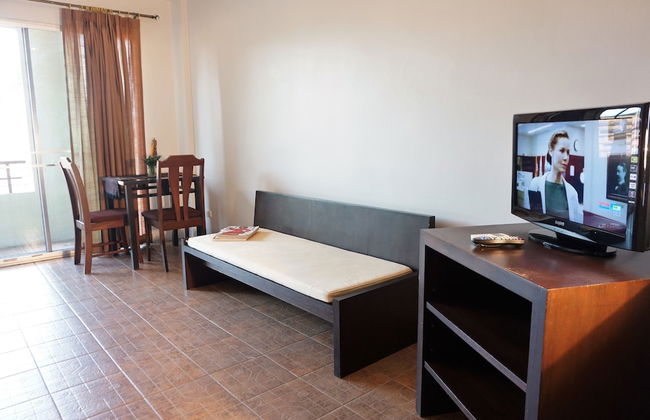 Phompassorn Apartment - Photo 11