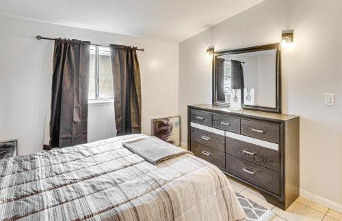 Work, Play and Relax Home with Yard in Lancaster! - Foto 16