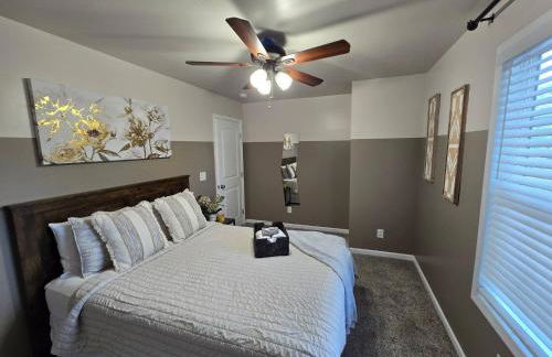 Welcoming 4BR Vacation Home in West End Atlanta - Foto 18