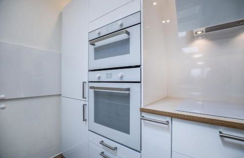 Stylisch und Schick, neue Wohnung, U-Bahn 2 Minuten - Photo 37