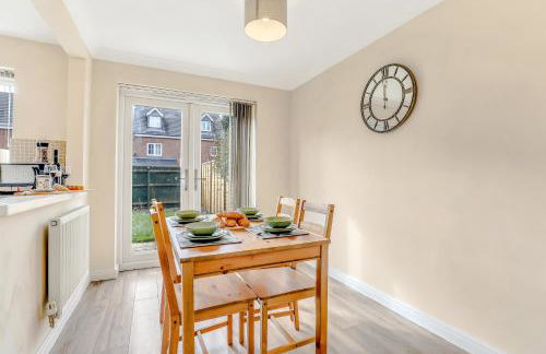 Charming 3-Bed Home with Garden & Parking - Foto 7