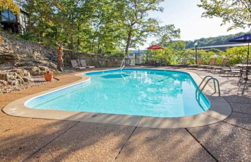 Lakefront Treetop Village 3BD3BADeckPool-6PP - Foto 11