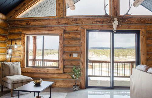 Ranch Life Reimagined, Cattle Drives to Chic Cabin - Foto 7