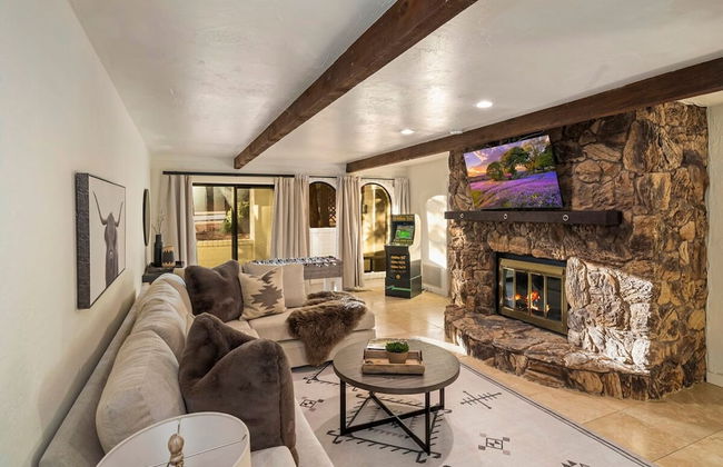 Serenity Retreat Sedona Hot Tub Games Firepit - Photo 25