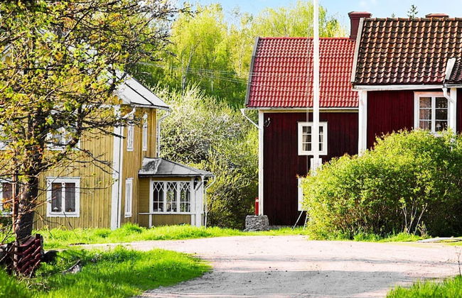 4 Person Holiday Home in Holmsjo - Photo 10