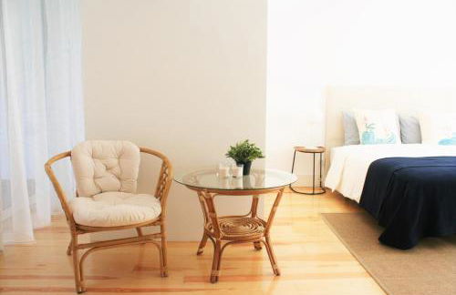 Charming Estoril Apt Beach 5 Min Walk - Photo 4