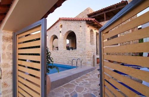 Elena Villa, an Authentic Retreat with Private Pool, By ThinkVilla - Foto 13