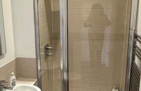 Bright, Spacious, Charming & Fully Equipped Victorian Flat in Quiet Brixton - Foto 10