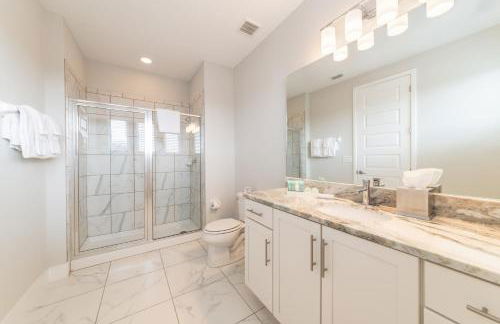 Magnificent Home Near Disney With Theater Room, Pool Table, Waterpark & Resort Access At Encore Resort Reunion - 7448Mr - Foto 13