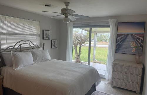 Pool home on the Bay, large private yard near AMI - Foto 65