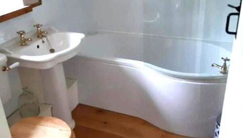 Cottage - Sleeps 2 - River Lynher walks & fishing - Foto 4, Shower