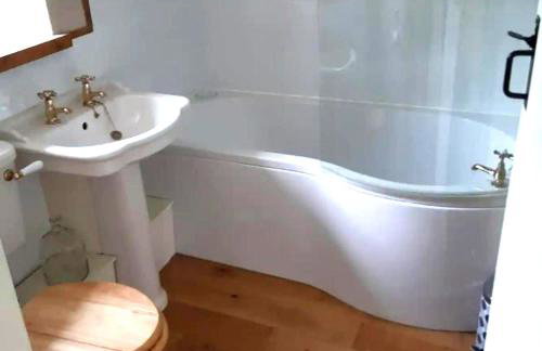 Cottage - Sleeps 2 - River Lynher walks & fishing - Photo 4