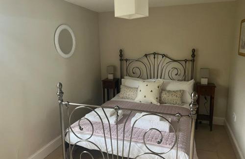 Cottage nestled in the heart of a stunning Suffolk Village - Foto 26