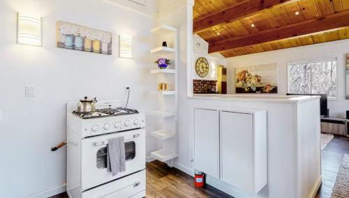 Wooded Retreat - Foto 5, stove