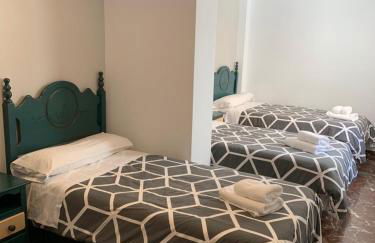 Apartamentos Turísticos La Fonda - Foto 10