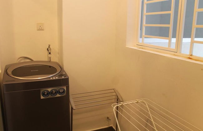 Cozy Crib at 7 Tree Seven Residence - Photo 19