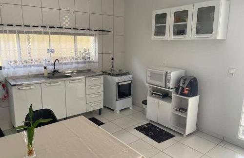 Casa com 2 quartos e garagem prox ao centro - Photo 11