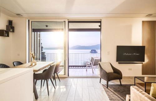 SalvatoreHomes - Luxurious Dreamview Waterfront Apartment in Torri del Benaco with Pool - Casa Azura - a 5 Star Luxury Collection at Lake Garda - Foto 4