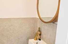 Beautiful new rooftop Loft -15 min to Octoberfest - Foto 12