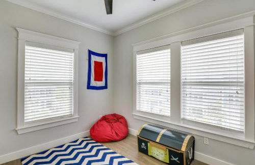 Walk to Ocean! Group Beach House in Galveston - Photo 24