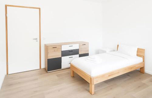 Gemeinschaftsunterkunft Doppelzimmer für max 10P I 2 Bäder I Küche I einzeln oder komplett buchbar - Foto 8