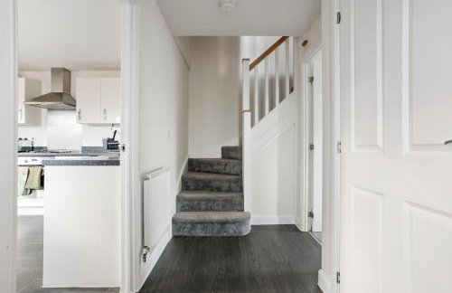 Aylesbury 4BR House-Garden & Parking Sleeps 10 - Foto 13