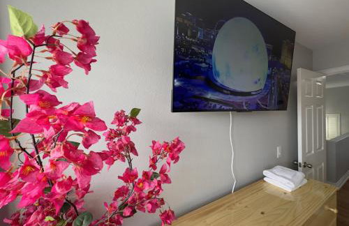 Heated Salt Pool, BBQ, Movie Projector, Stereo, Billiards Table, Arcade Game, Darts - Stone Sanctuary NW at Childrens Memorial Park, Pool Heat Optional - Foto 43