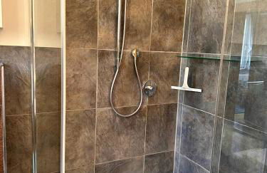 Top Wohnung in Stadtvilla mit Terrasse und Garten - Foto 17