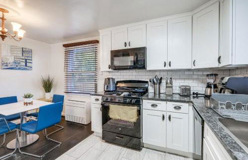 Updated Arlington Townhome about 5 Mi to National Mall - Foto 7