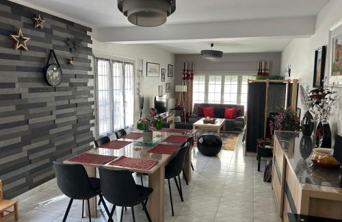 LES JARDINS DE MA-MANS Maison cosy centre Le Mans PARKING privé gratuit - Photo 12