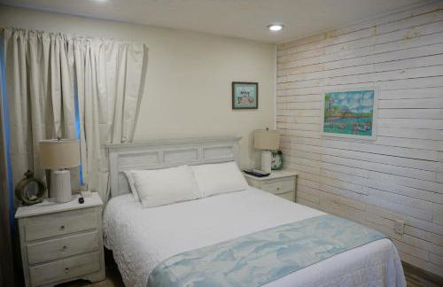 Anna Maria Island Tree House - Photo 12