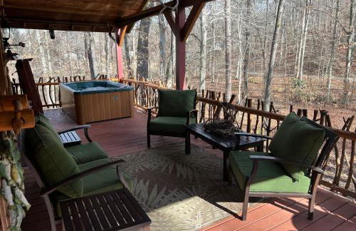 Enchanted - 1 Bedrooms, 1 Baths, Sleeps 2 Cabin by RedAwning - Foto 28