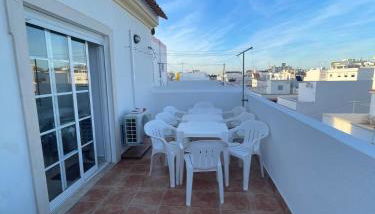 AL PÁTIO CAMALEÓNICO Vila I - Foto 1