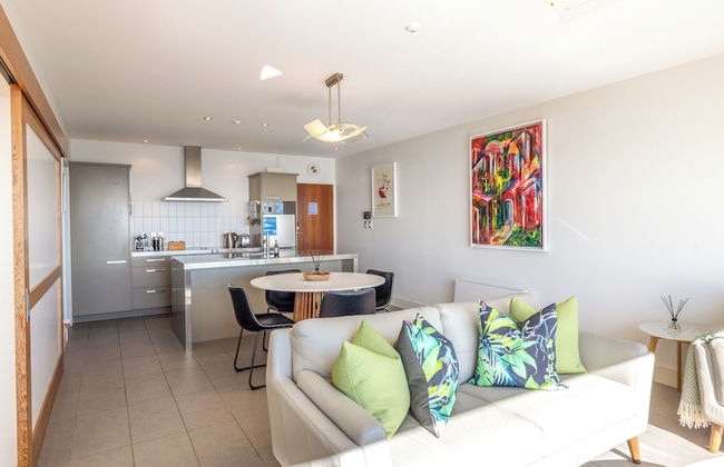 Apartment On The Beach - Photo 20