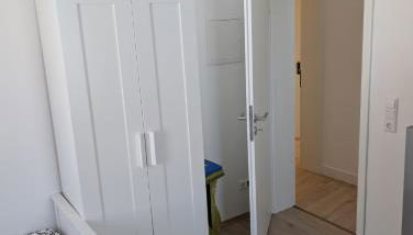 Helle 1-Zimmer-Apartment, in der Nähe von Bahnhof - Foto 4, wardrobe