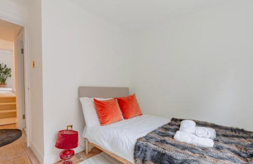 Luxuriously Curated 4BD Home Stoke Newington - Foto 67