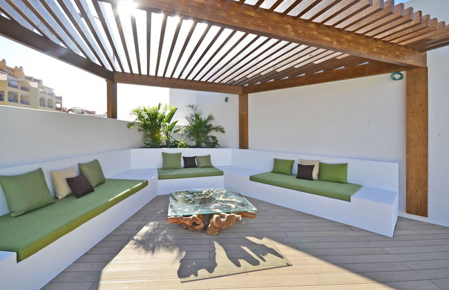 Ohasis Boutique Suites - Photo 41