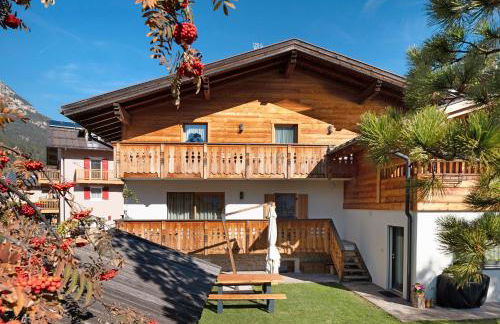 Ciasa Giorgina a Pozza di Fassa - Foto 1