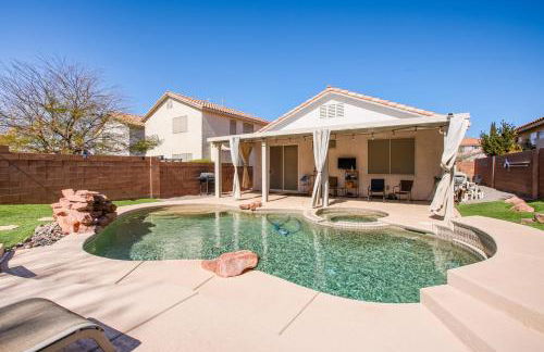 Desert Escape with Pool Oasis Near Golfing and Vegas! - Foto 24