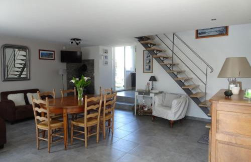 Stone House in Bricqueville Near Sandy Beach - Foto 4