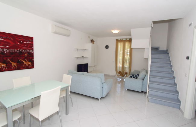 El Dorado Villas - Photo 42