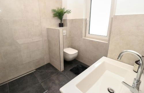 LIGHTPLACE - Moderne Apartments in Braunschweig - Balkon - Netflix - Am Kanal - Foto 48