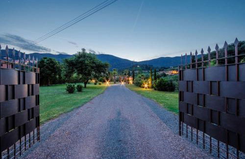 Entire Villa with Private Swimming Pool - Foto 14