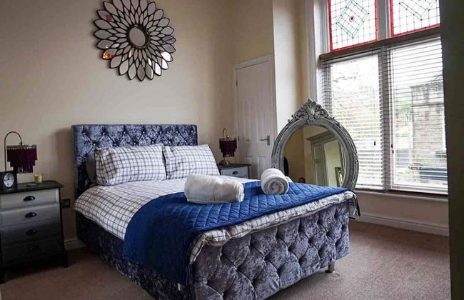 Inviting 2-bed Apartment in Matlock Sleeps 6 - Photo 1