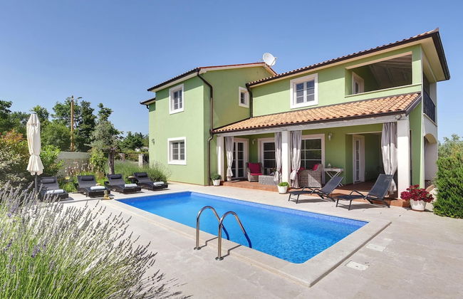 Detached Villa With Swimming Pool in the East of Istria Near the Sea - Foto 18