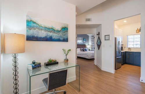 Family-Friendly Stay , Tennis & Basketball Courts, King Beds & Parking- H2167 - Foto 34