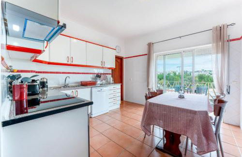 Peaceful 1 BDR Apartment W/ Balcony by LovelyStay - Foto 7