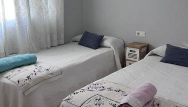 Casa coqueta con jardin - Foto 3